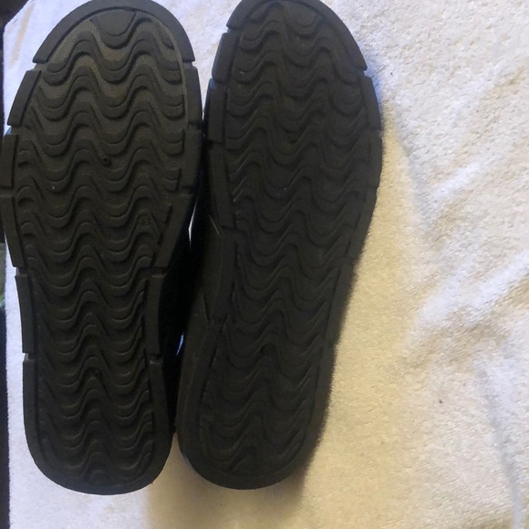 Zip up boots - Picture 5 of 5